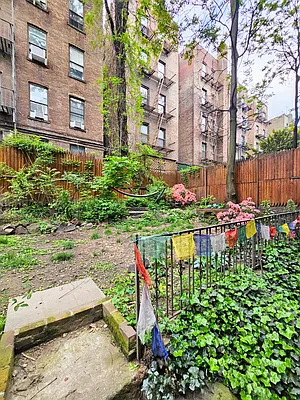 445 West 46th Street